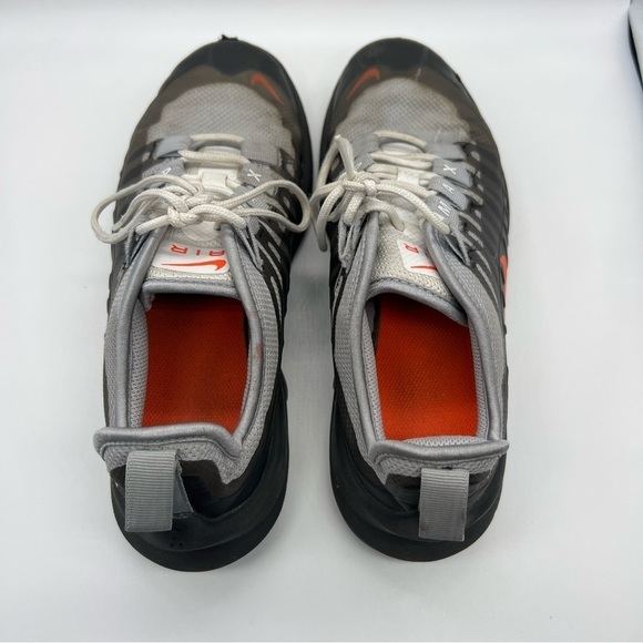 Nike Air Max Axis Wolf Grey Crimson Sneakers - Picture 3 of 11